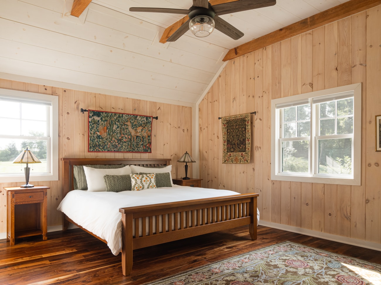 Honey's Farmhouse King Olive Suite