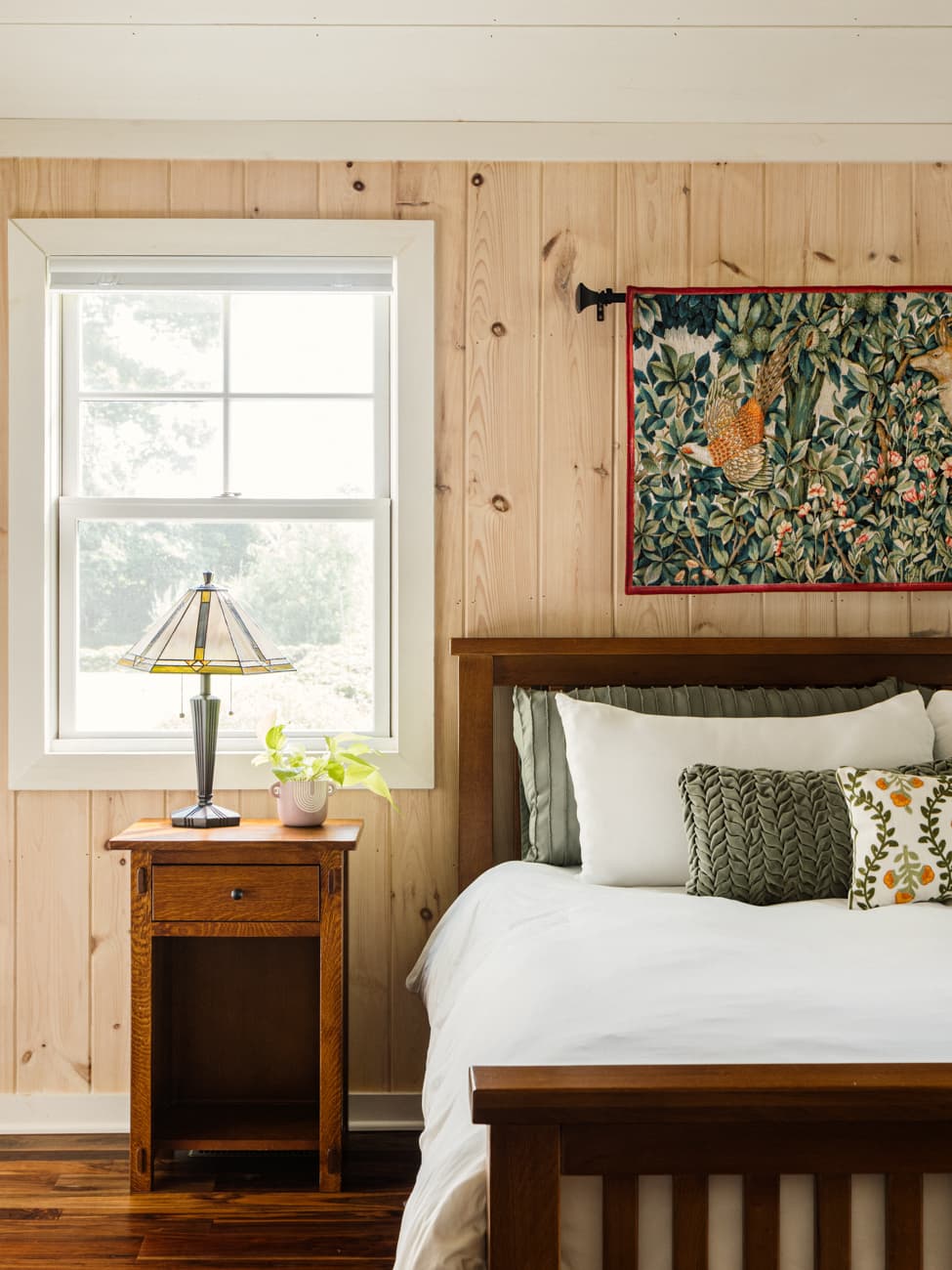 Honey's Farmhouse King Olive Suite