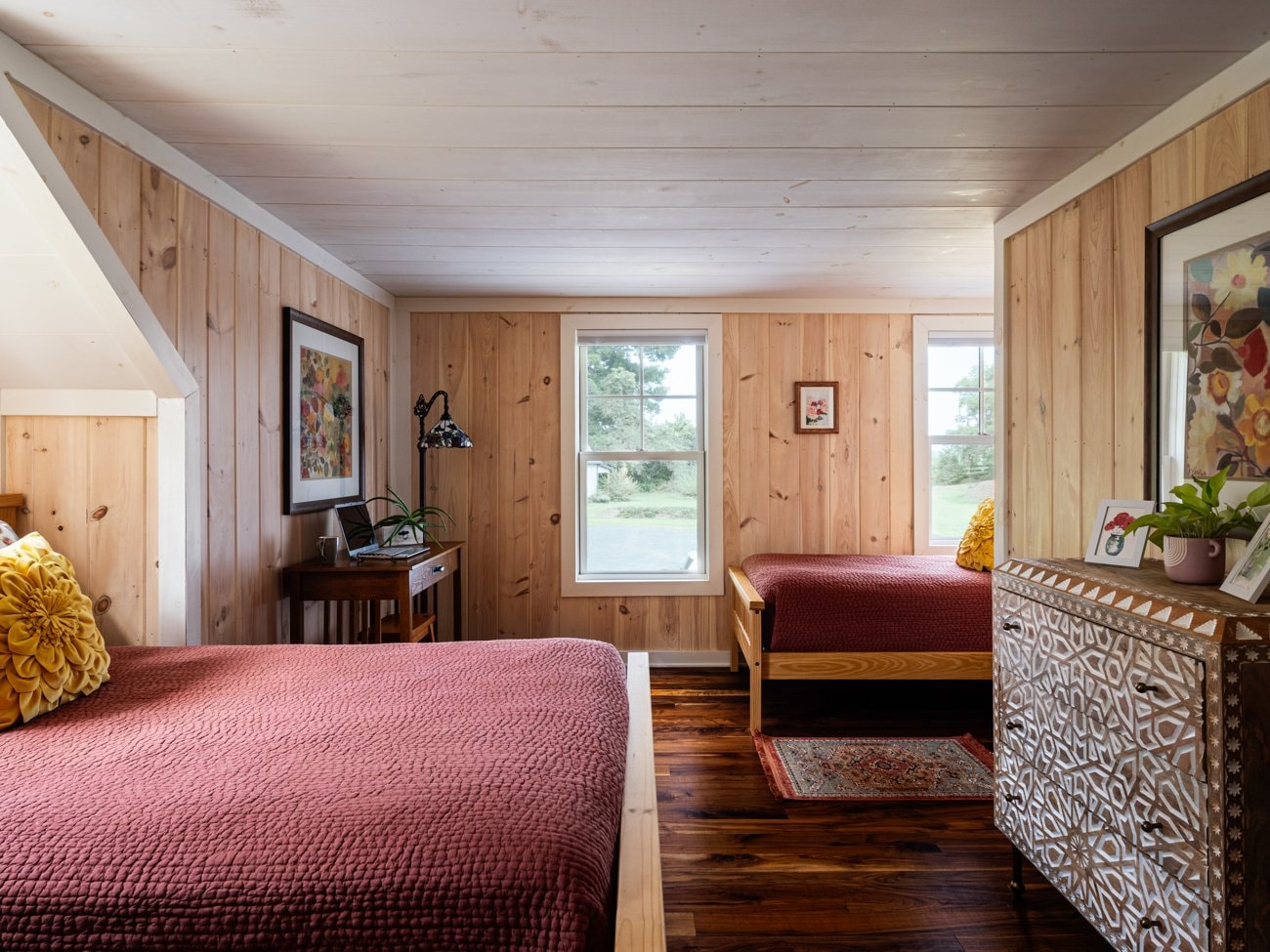 Honey's Farmhouse Peaceful Farm View Room