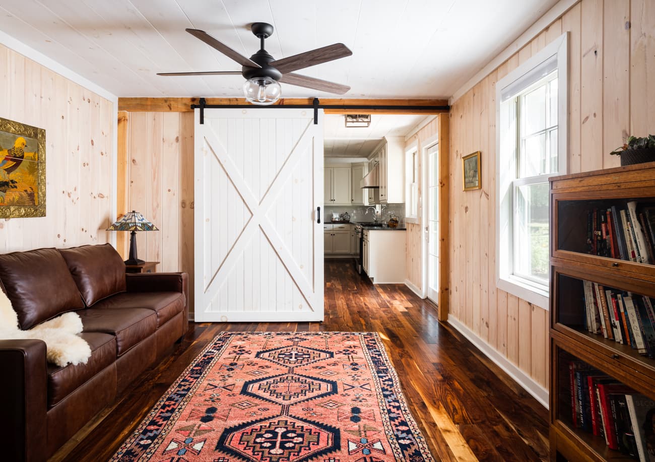 Honey's Farmhouse Sitting Room