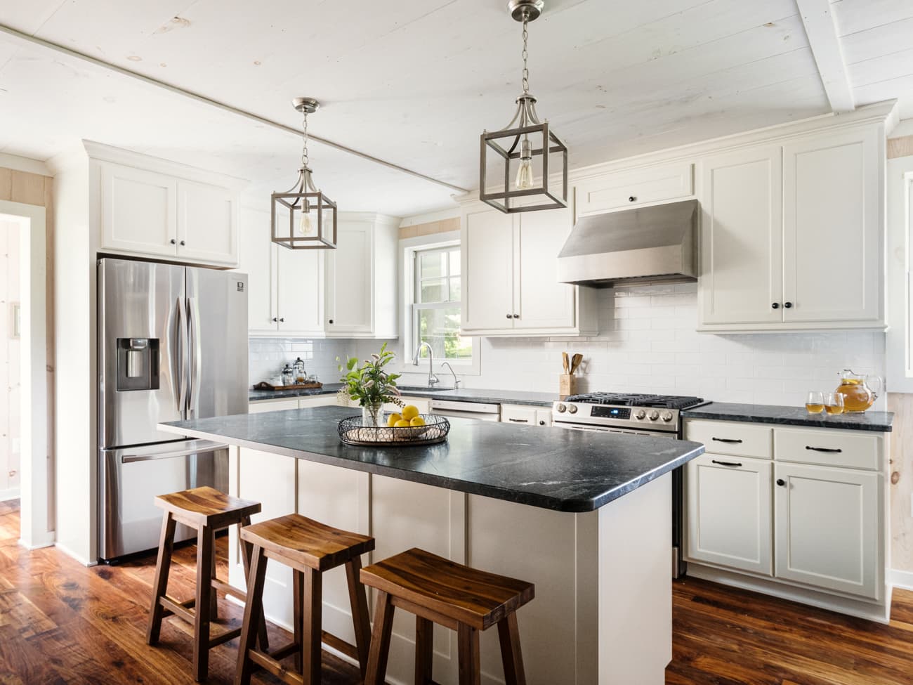 Honey's Farmhouse Fully Stocked Kitchen